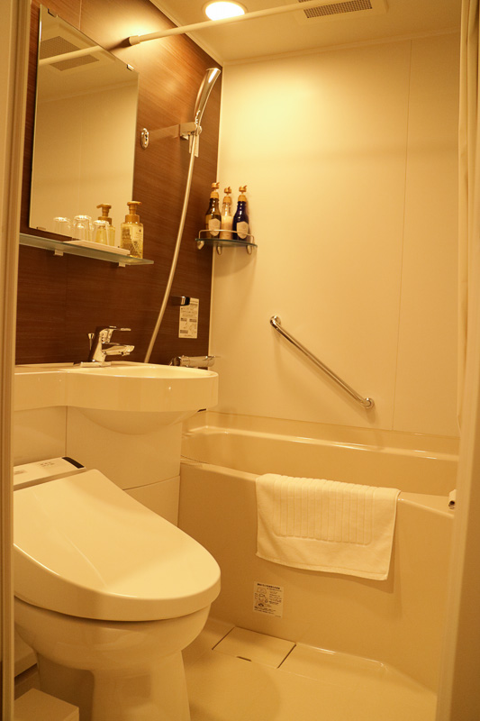 「スーペリア」と名前に付くものはトイレとバスが一緒のユニットタイプ