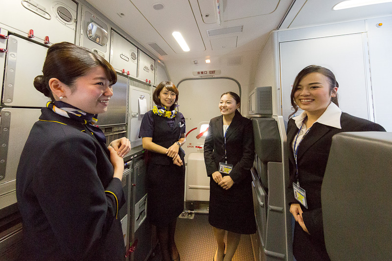 先輩CAとの話も弾む