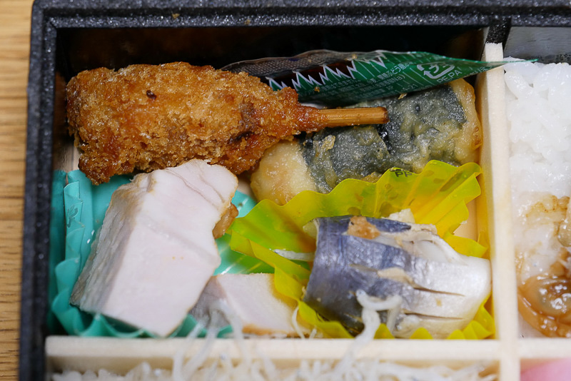 おかずにも、江戸前品川ゆかりの食材がふんだんに使われている