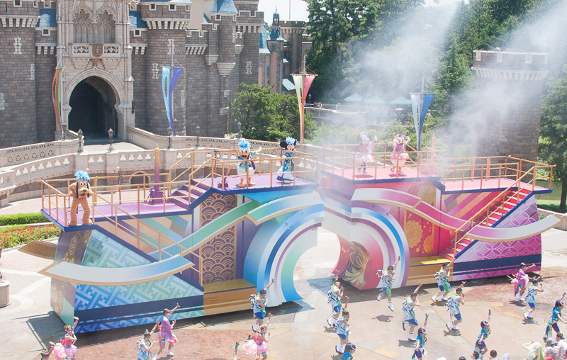 東京ディズニーランド「燦水（さんすい）！サマービート」