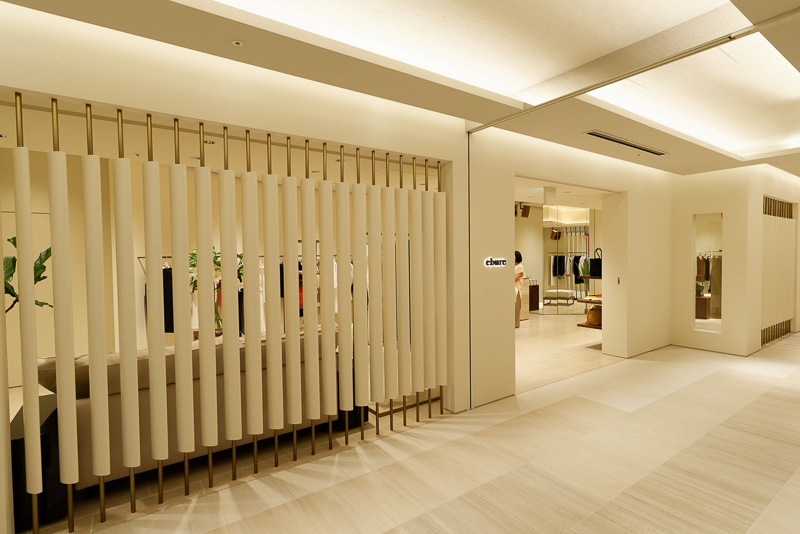 日本の女性向けブランド「ebure」。ここGINZA SIXが初号店となる