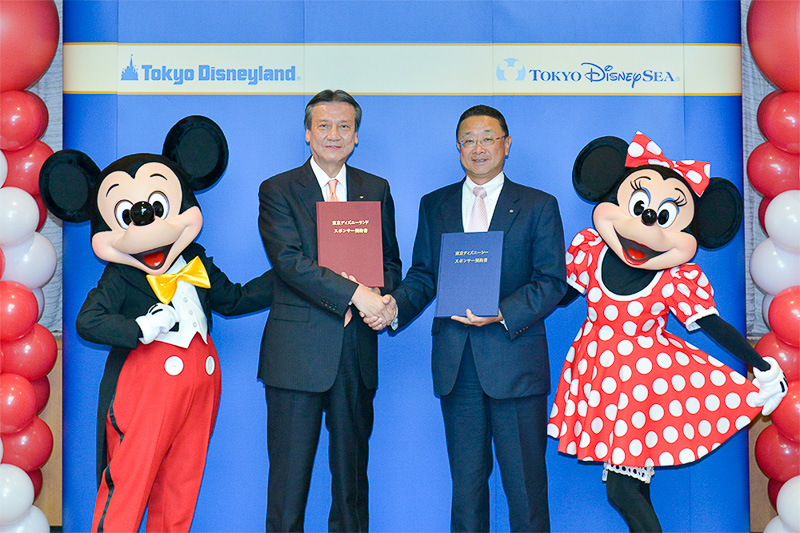 調印セレモニーの様子