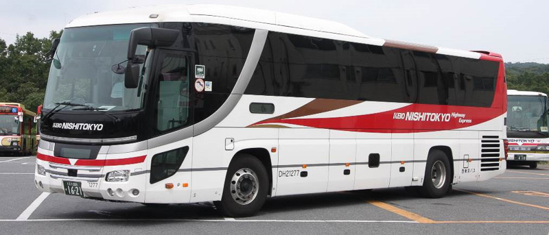 3列独立シートの西東京バス「ツインクル号」