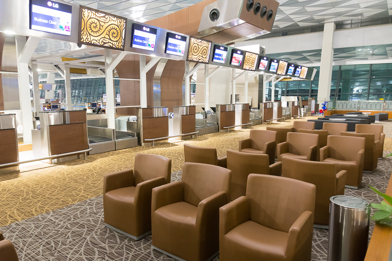 国際線のプレミアムチェックインコーナー。