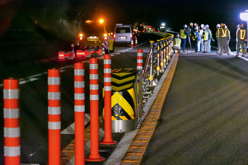 ラバーポールとワイヤーロープの境となる部分