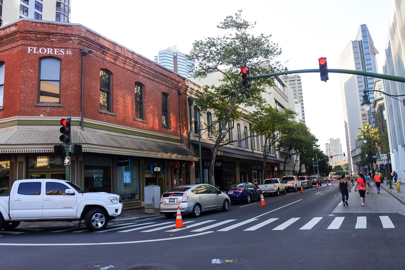 ダウンタウンを通過するとまもなく折り返し地点