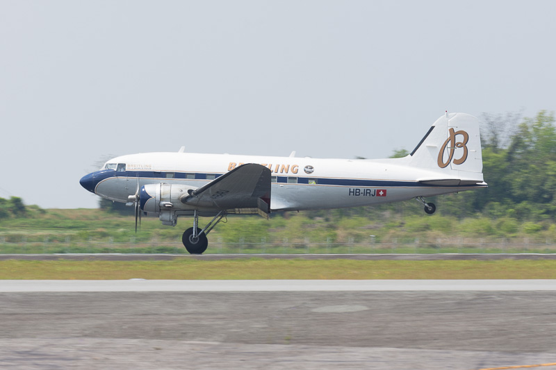 25滑走路に着陸