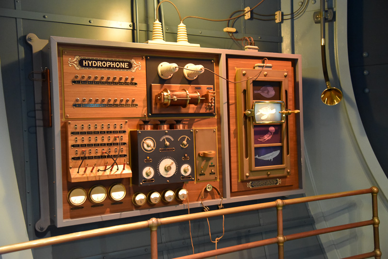 海底展望室の「ハイドロフォン」の翻訳器械