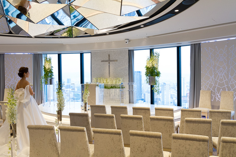 ウェディング用のチャペル「Clouds（クラウズ）」。広さは150m<sup>2</sup>あり、シアター80席、正餐40席、レセプション80名まで対応できる