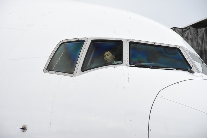 中川氏は再び操縦室へ