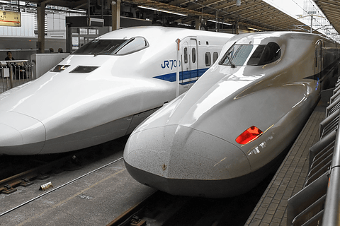 初夏のもみじ狩りを堪能しつつ 4社寺の限定御朱印がもらえる 京都 青もみじ 御朱印めぐり ツアーで 京都の新しい魅力に気付く 24年目を迎えたjr東海 そうだ 京都 行こう 17年初夏のキャンペーン トラベル Watch