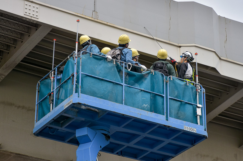 点検方法や、どこに損傷がよく見つかるかなどの説明を受ける