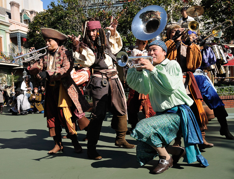 アトモスフィア・エンターテイメント「パイレーツ・ブラス」