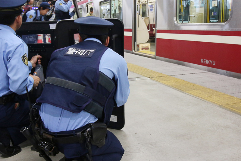 警察が初期対応を開始