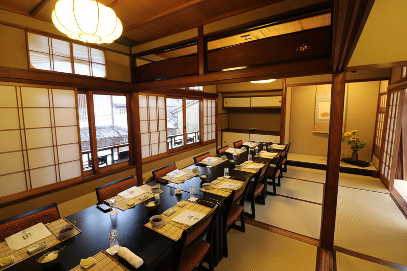 和室にもイス席があり利用しやすい