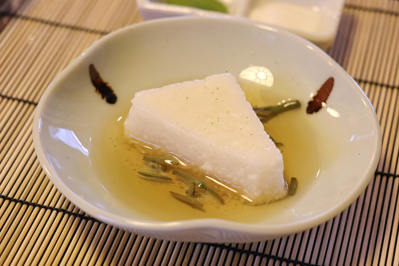 先附「水無月豆腐」
