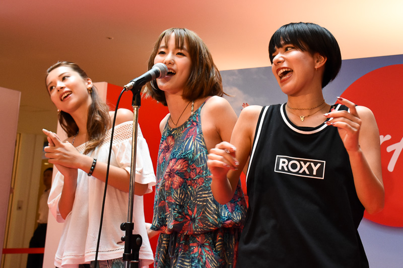 越野アンナさん、Nikiさん、Unaさんがanderlustの新曲「＃Hashtag」を披露