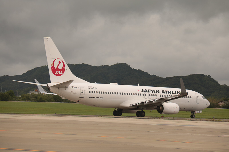 羽田に向かうJL494便