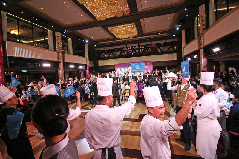 最後はベイクドアラスカも登場