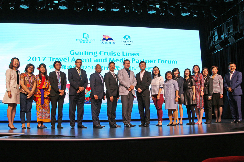 登壇した関係者ら