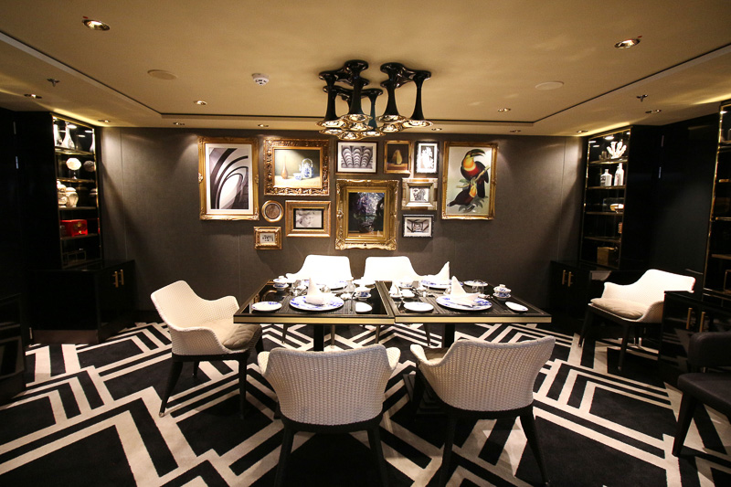 豪華な個室も用意されている