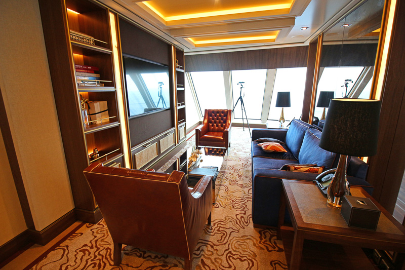 最も豪華な客室「ガーデン ペントハウス」にはピアノも。ベッドルームも2つある