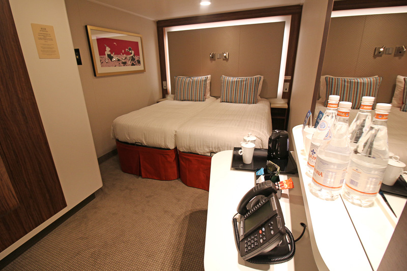 部屋のない内側の「インサイドステートルーム」。19m<sup>2</sup>または13～14m<sup>2</sup>