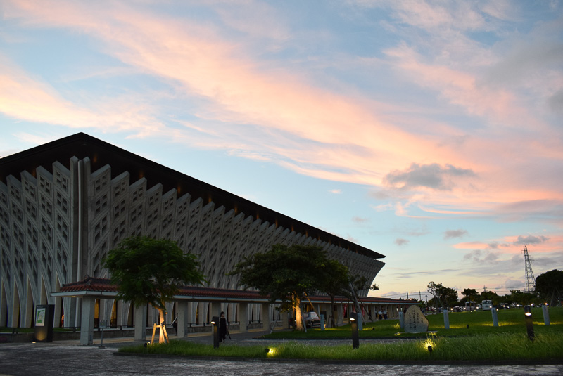 今回の会場となった国立劇場おきなわ