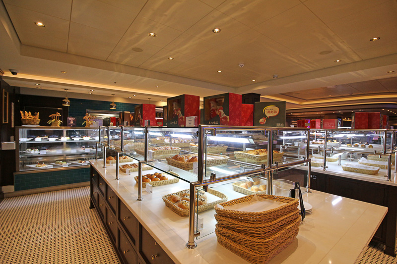 テークアウトの焼きたてパンが買える「ブレッドボックス」