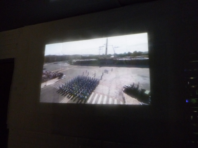 消防団についての紹介ドキュメンタリービデオも上映。過酷な訓練の様子などが写っていました。ビデオには消防士として働く女性も出てきましたが、11区の消防署内に女性の姿は皆無。やはり女性は少ないのでしょうね