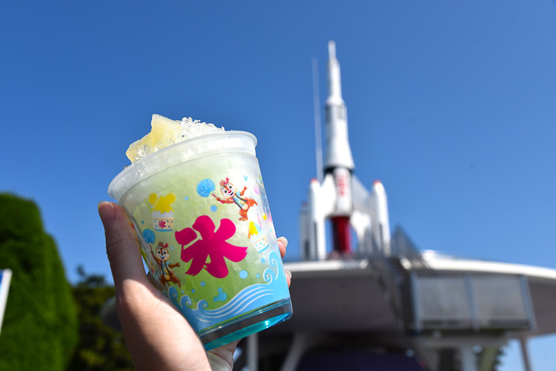 今年初登場の「シェイブアイス（梨）、スーベニアカップ付き」（720円）