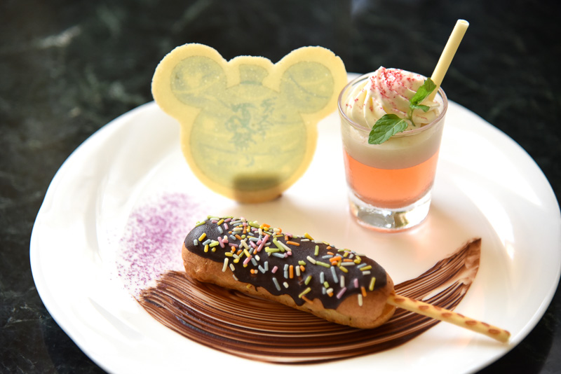 3皿目の「デザート」はかき氷やチョコバナナなどお祭りならではのスイーツをイメージ