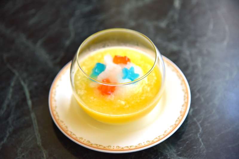 「“ディズニー夏祭り”スペシャルノンアルコールカクテル」（1240円）