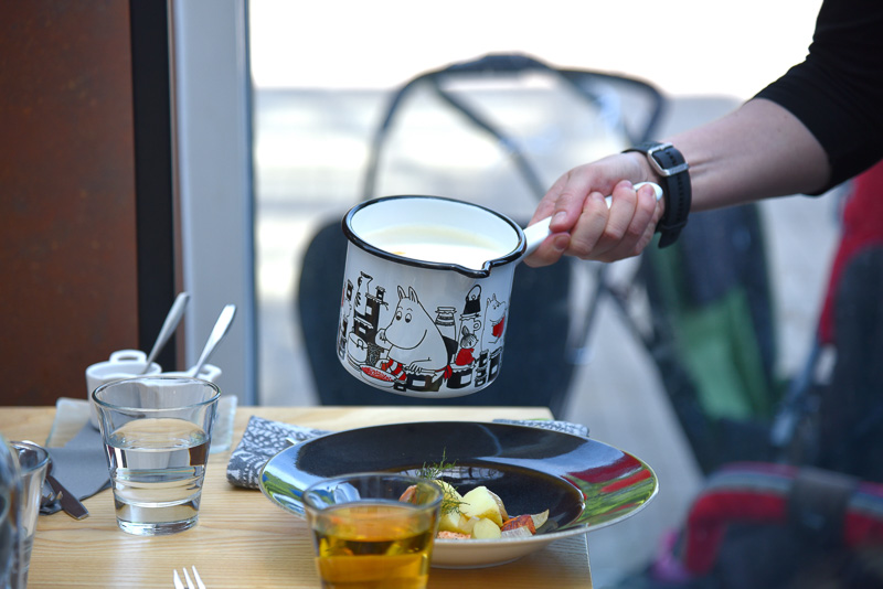 「SALMON SOUP（L,G）WITH ASSORTED BREADS」<BR/>（C）Moomin Characters<sup>TM</sup>