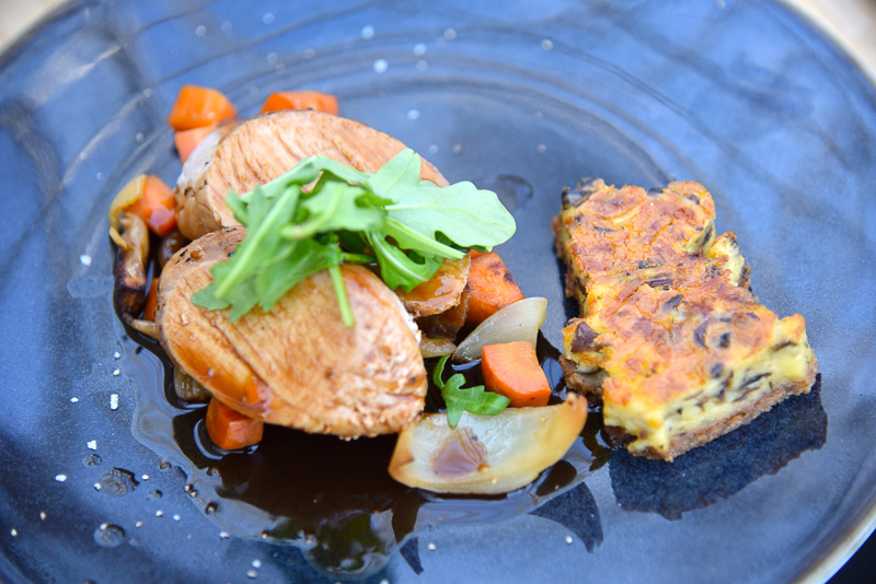 「PORK LOIN STEAK WITH SPRUCE TIP SAUCE, WILD MUSHROOM PIE WITH OVEN-ROASTED VEGETABLES（L）」<BR/>（C）Moomin Characters<sup>TM</sup>