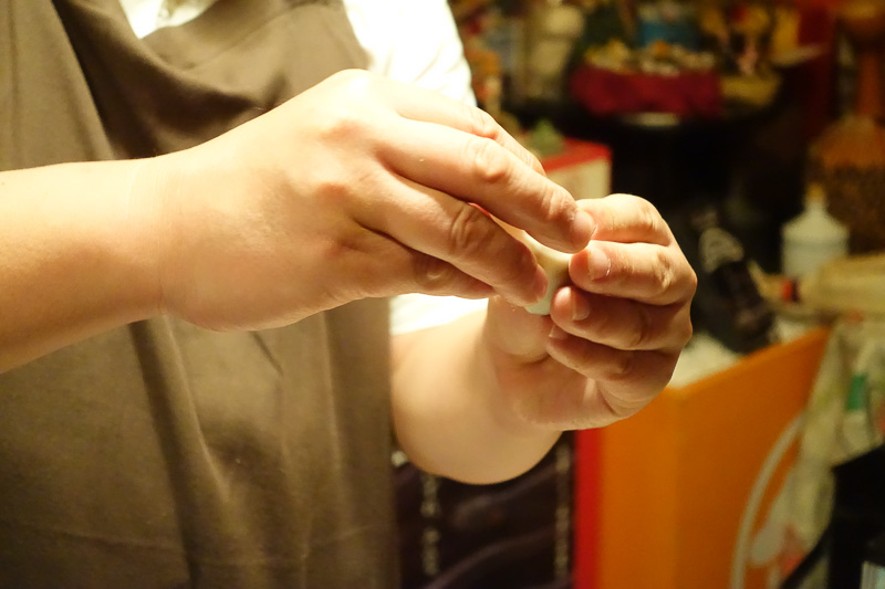 ものすごく手際よく餃子に