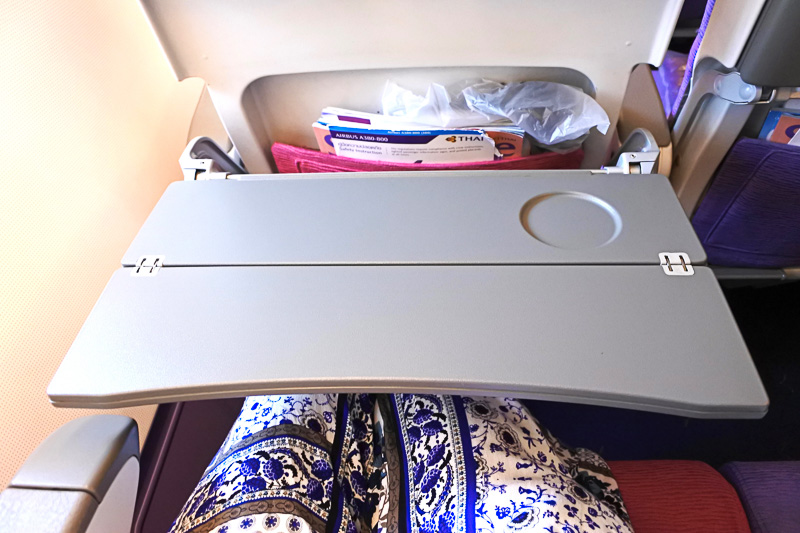 テーブルは2段階方式