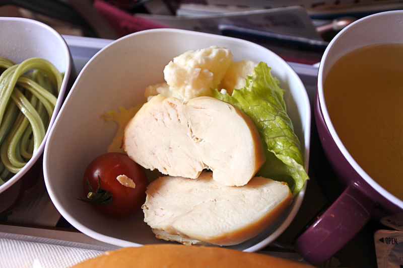 前菜の「ローストチキン ポテトサラダ」