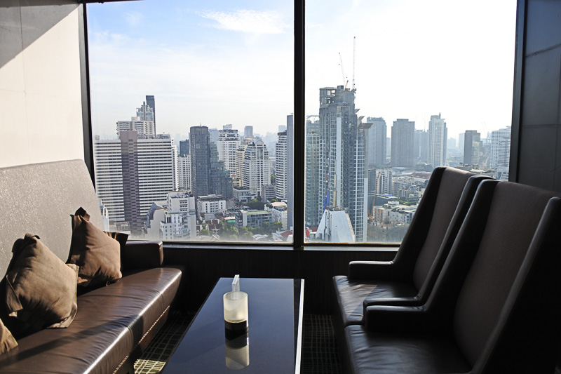 31階のクラブフロアのラウンジは景色のよさがウリ。出来立てメニューが味わえるとともに、周りを気にせず過ごせるのもいい