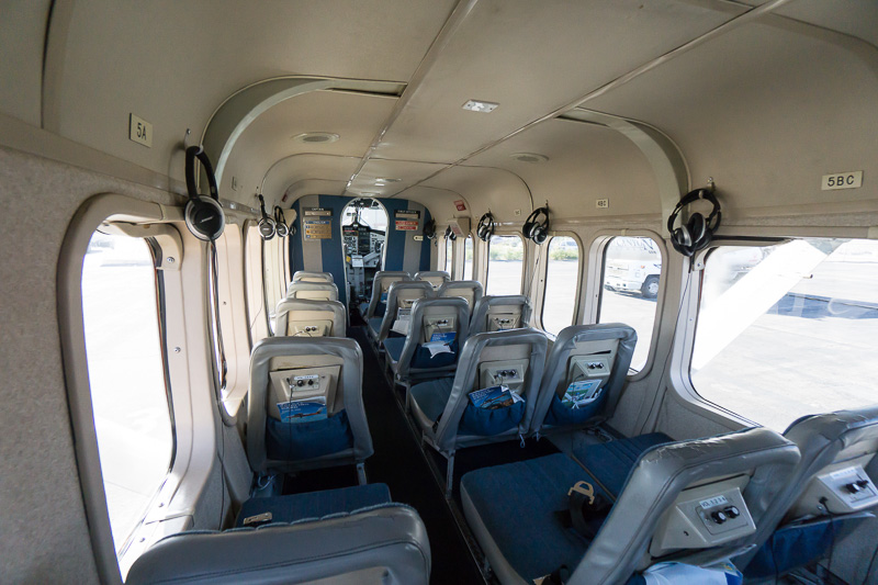 Vistalinerの内部。操縦席含め19人乗り
