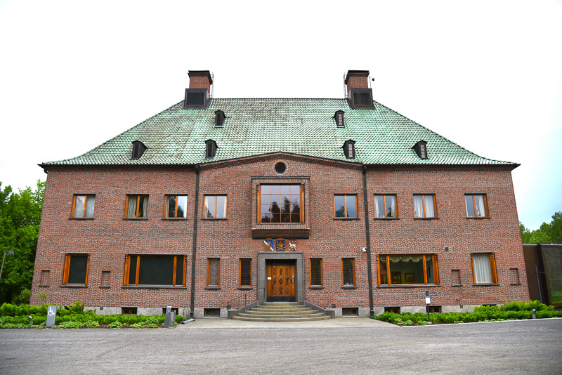 邸宅を改装し美術館として開放している「マナーハウス」