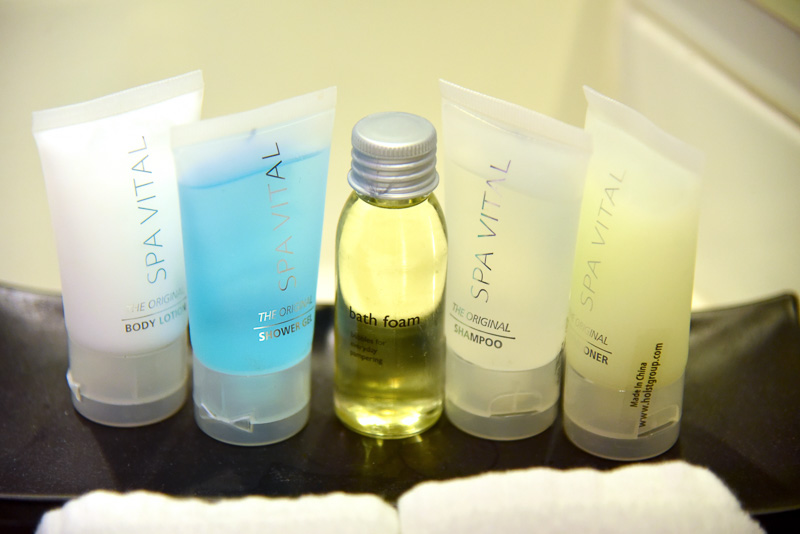 アメニティはレモングラスの香りがポイントの5品目を提供