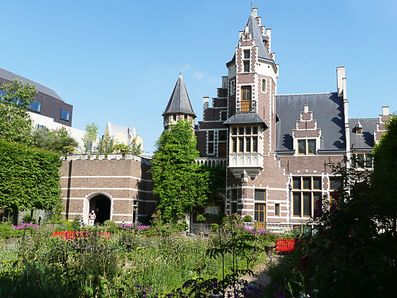 こ、ここは動物園ですよね？？？