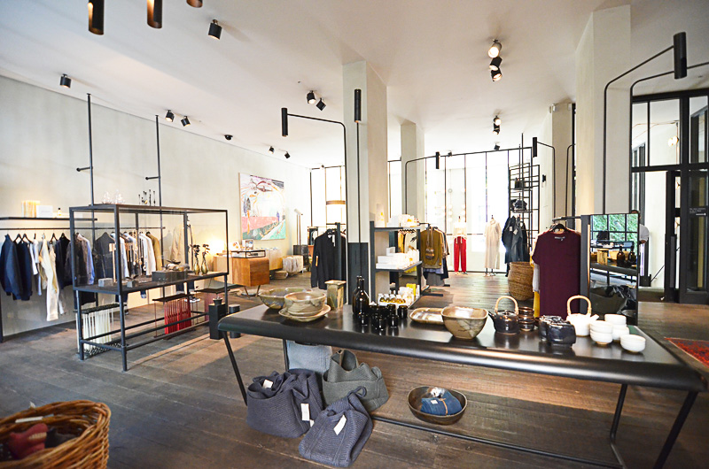 2階は超オサレなセレクトショップ