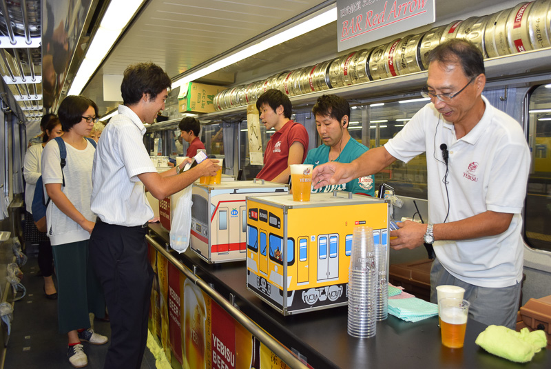 車内に生ビールサーバーを設置