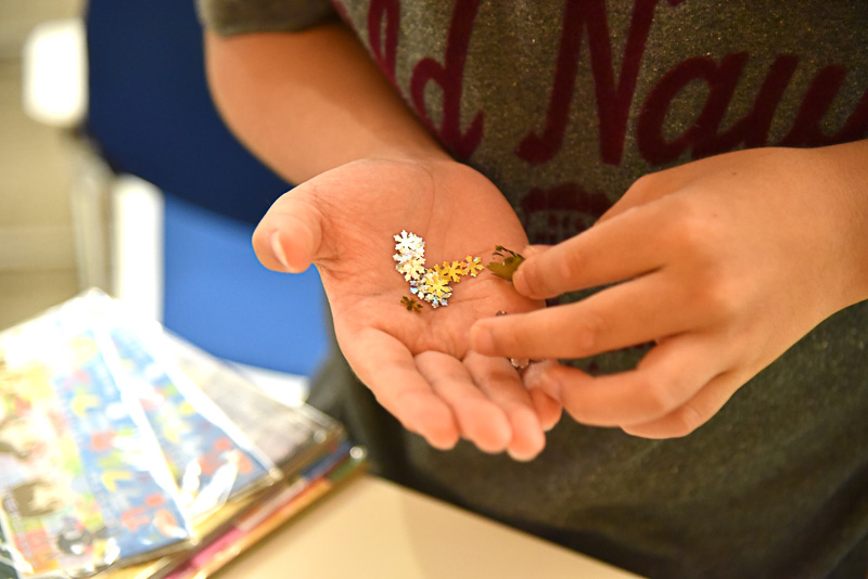 花や雪などの形をした手作りフレークは大人気