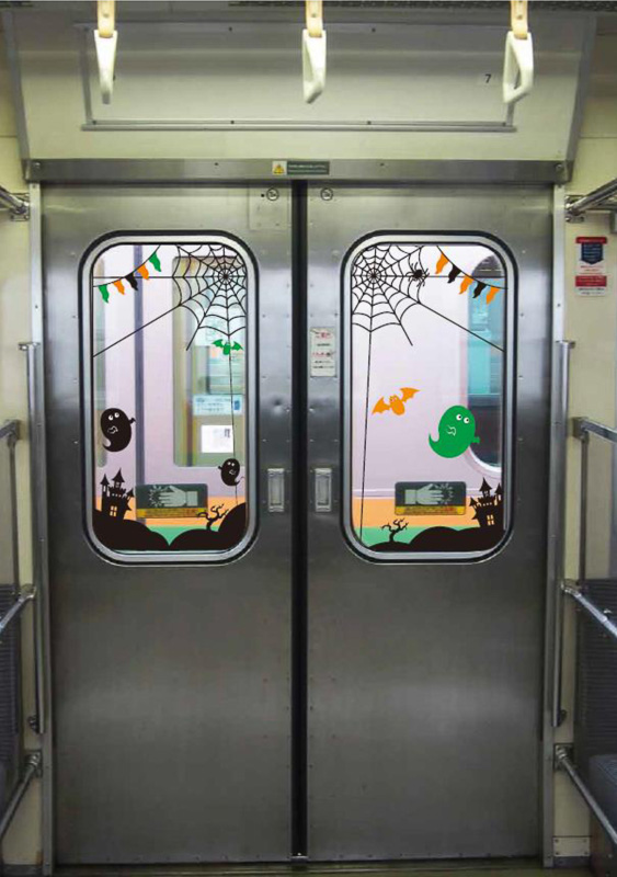 ハロウィン仕様の車内ラッピング（イメージ）
