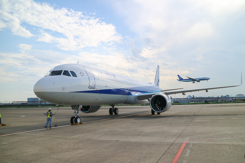 羽田空港に到着したエアバス A321neo型機は202番スポットへ