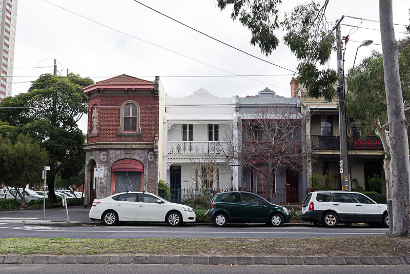 閑静な住宅街。自転車なら、トラムだけでは行けない風景にも出会えるだろう