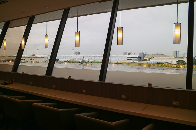 ラウンジスペースの窓からの景色